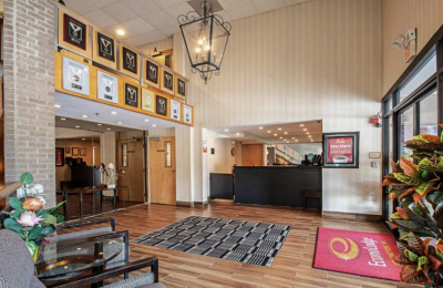 Walnut Park Apartment